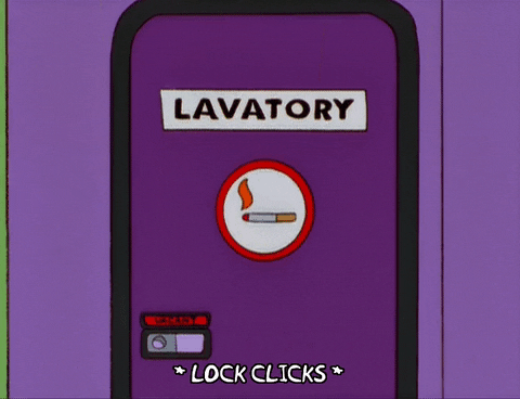 lavatory 盥洗室 这是一个书面语,多出现在交通工具中,比如:飞机上的