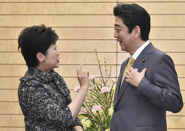 从女安倍到败走女王小池进退两难将如何抉择