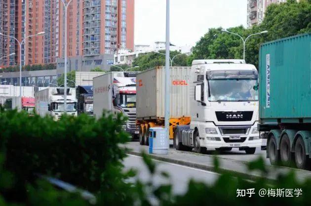 2月12日深圳新增1例确诊病例为香港跨境货车内地接驳司机目前深圳防疫