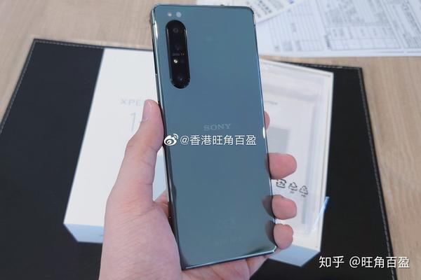 sonyxperia1ii马克兔镜面绿开箱实拍细节图