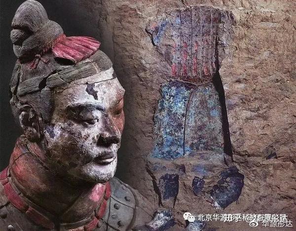 "手办"狂魔秦始皇---为什么兵马俑刚出土就失去颜色?