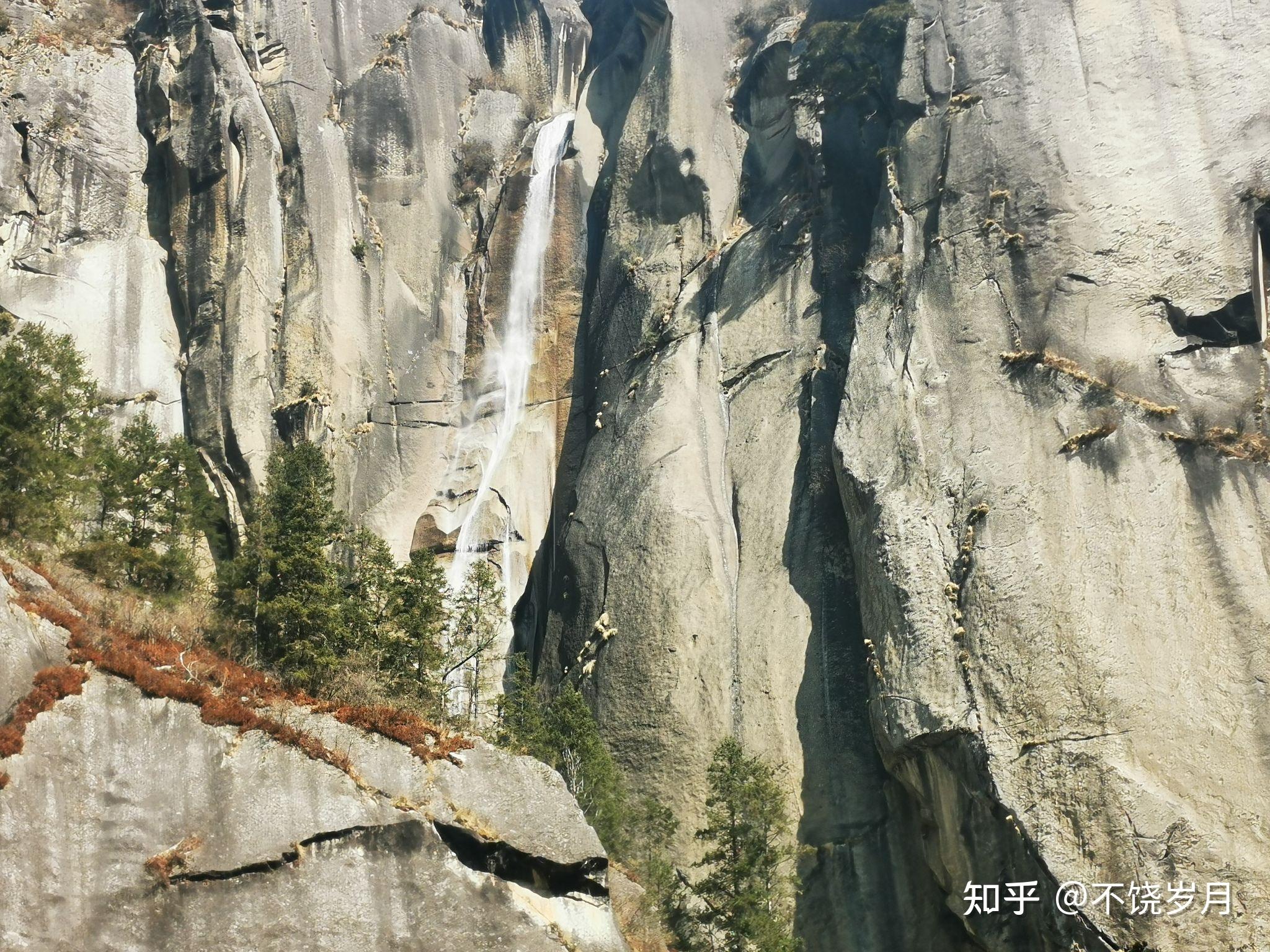 西藏卡定沟风景区