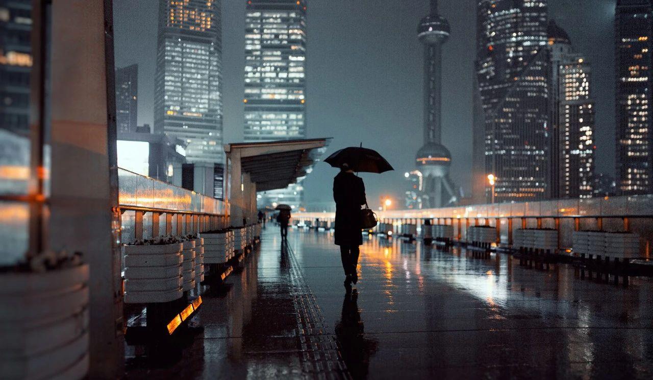 上海的雨夜
