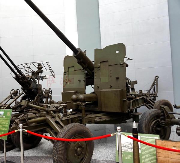 解放军第一款57毫米高炮是什么?花重金从苏联买来的c60型高射炮
