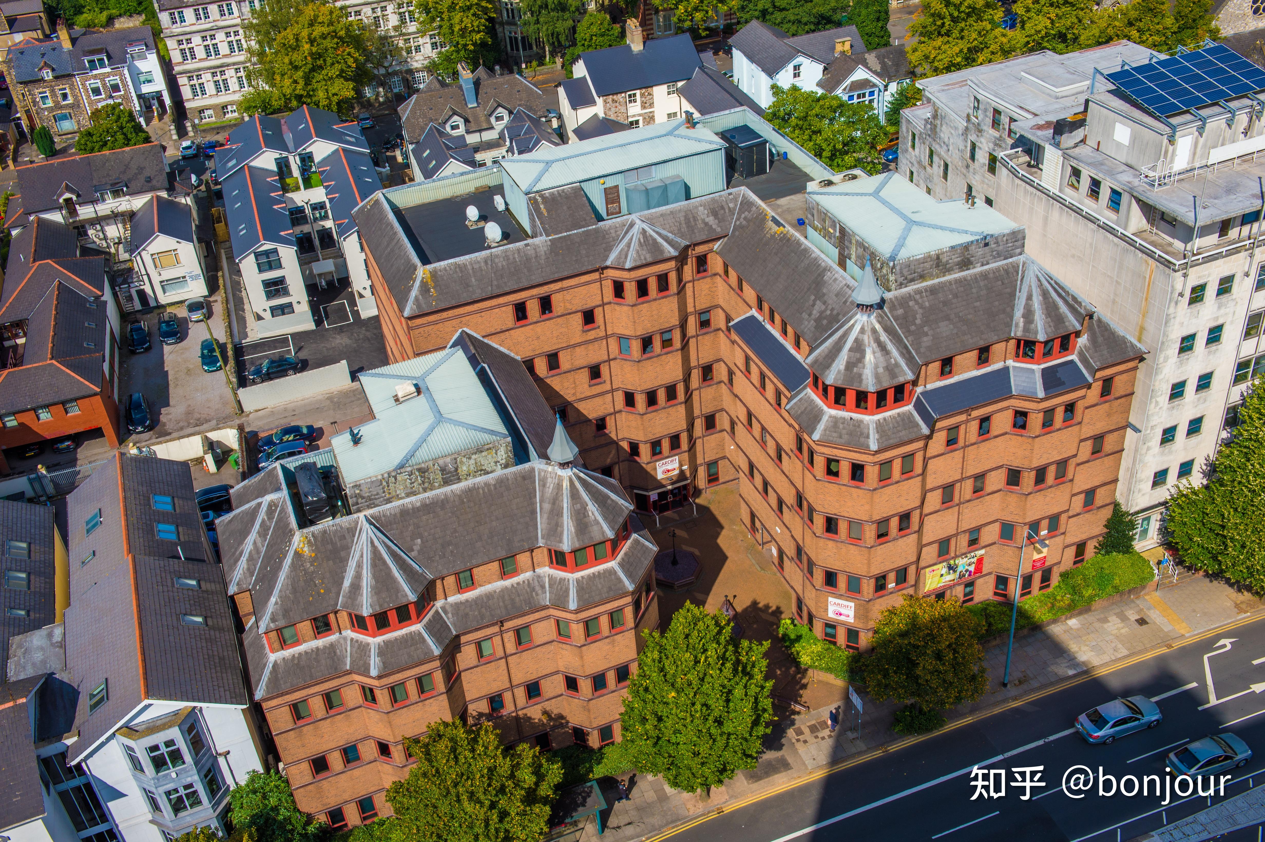 在英国顶尖中学卡迪夫高中学习是怎样的体验
