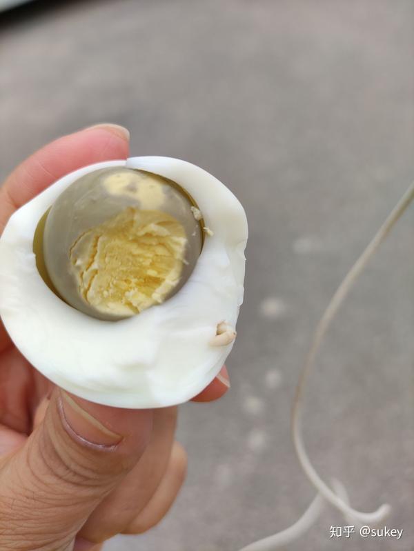 鸡蛋里面有虫,好恶心