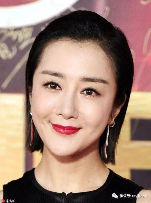 李依晓