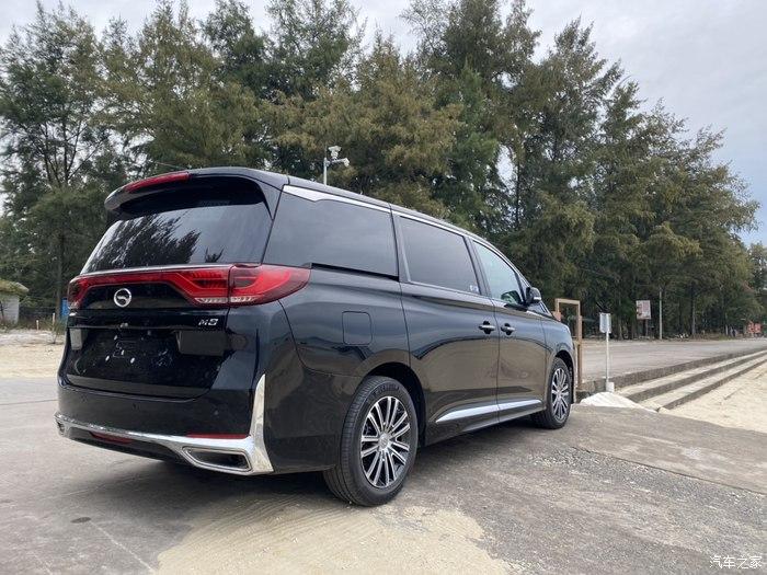 换m8算是冲动消费,东风标致3008是16年7月买的2.