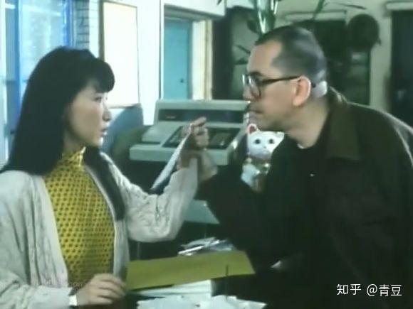 王志恒每天晚上都会在饭店和朋友邻居一起打牌,在打牌的过程中王志恒