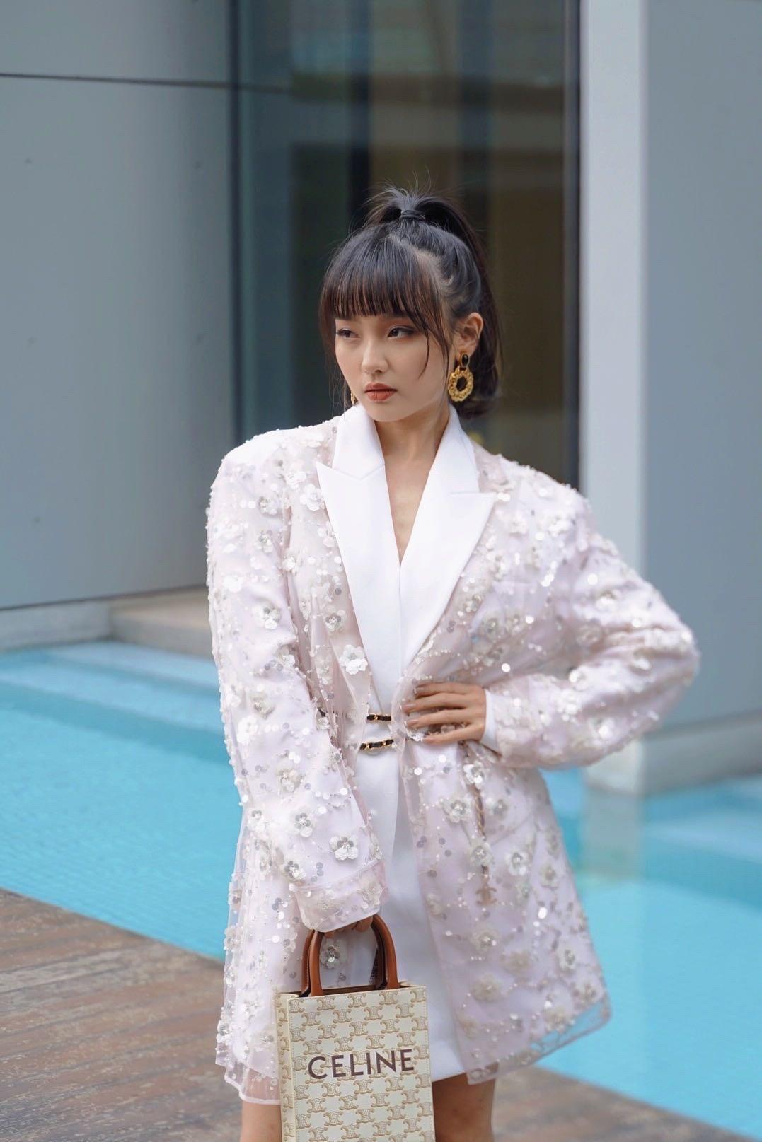 王乃迎亮相ok挚爱大赏 尽显优雅气质 知乎