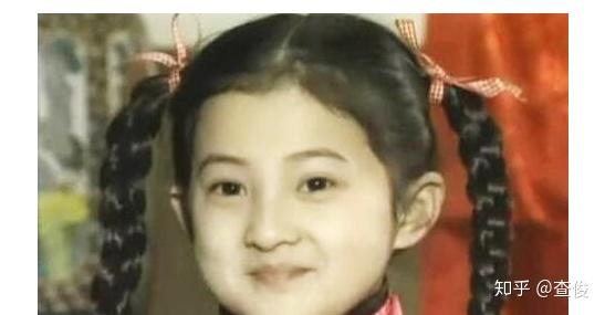 38岁小婉君金铭素颜照曝光褪去明星光环当老师