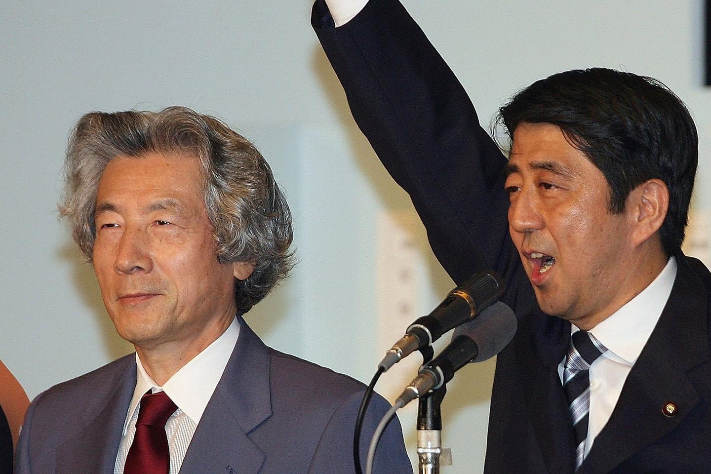 24 人 赞同了该文章 日本前首相小泉纯一郎有两个儿子为世人所知,这
