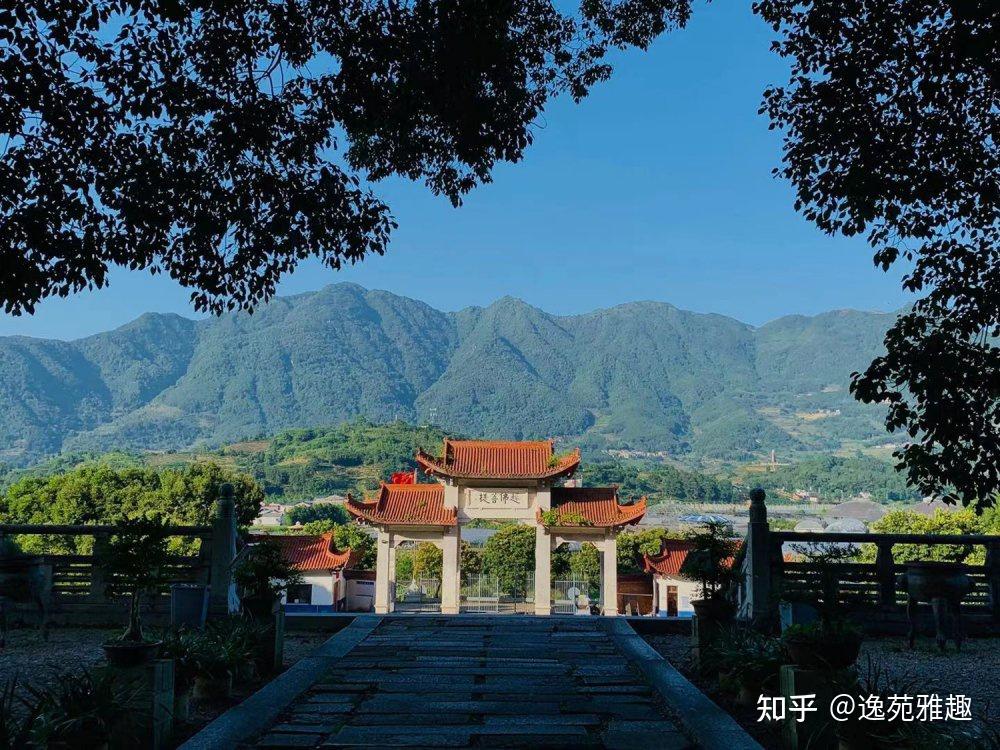 千载狮峰百年红色福安狮峰寺举办中国油画名家写生创作活动