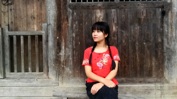 95后"村姑"靠直播插秧当上网红,种地有什么好看的?