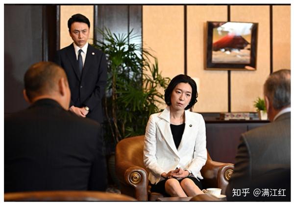 神剧半泽直树又开挂了八狂追电视剧半泽的白井大臣原型揭秘半泽的真正