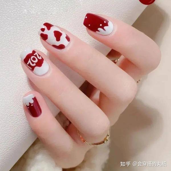 作为过年美甲的首选,它也是当之无愧.