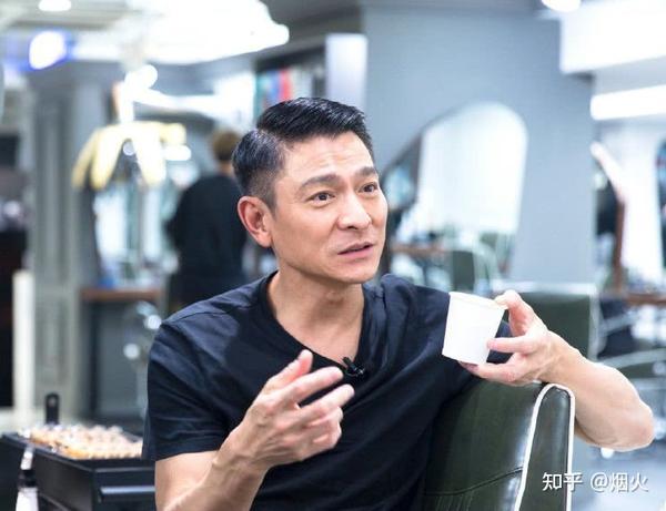 刘德华拍相声电影?与郭德纲北京秘密聚会,饭店内景曝光奢华无比