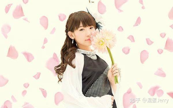 如何评价声优上坂堇在俄乌战争爆发后被网暴