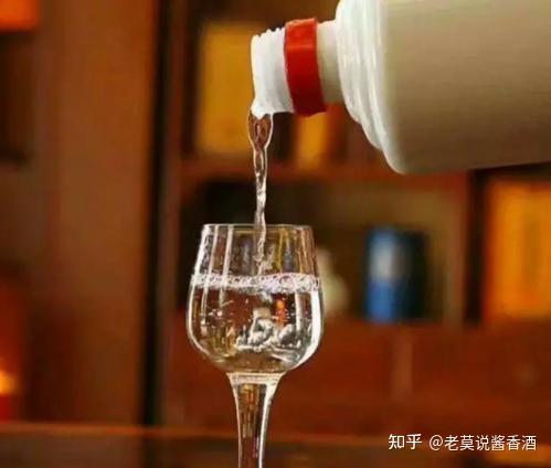 酒桌上倒酒的礼仪,你真的知道吗?