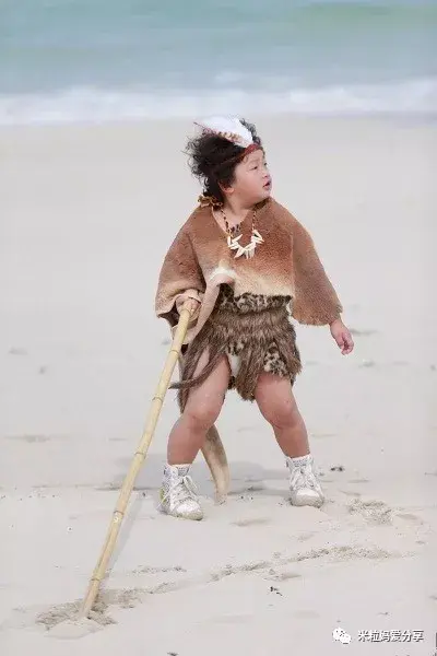 外国人都不给小孩穿开裆裤,那么他们如何防止尿裤子?