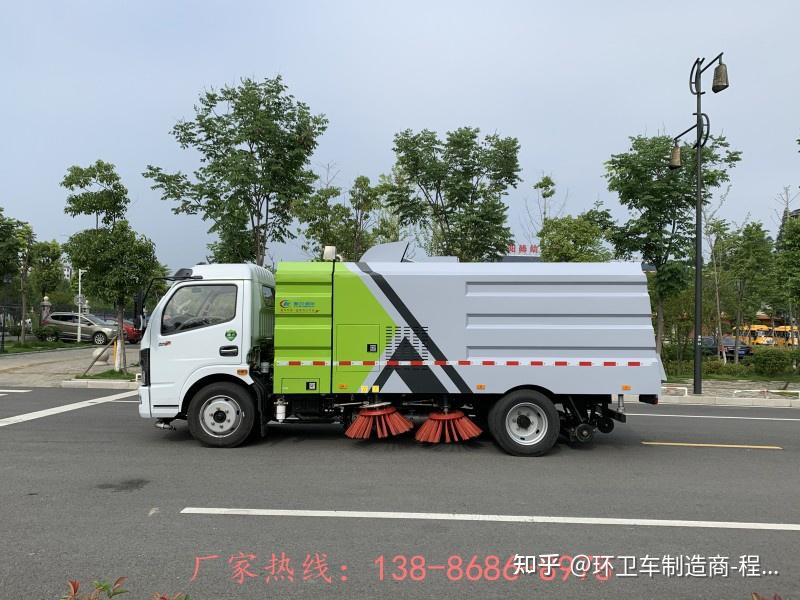 甘肃小型道路清扫车道路垃圾清扫车