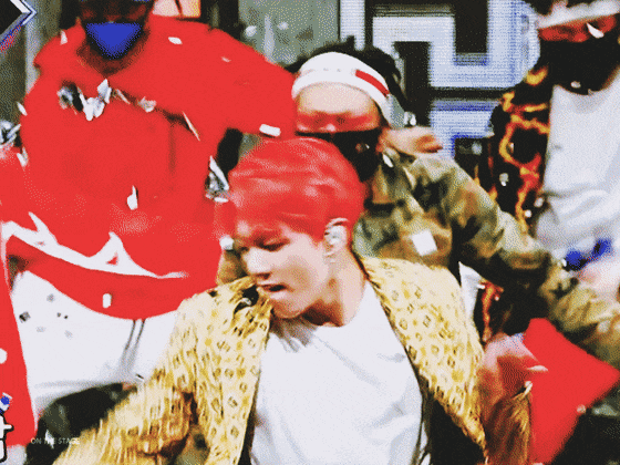 有哪些舞台表情特别棒的idol?