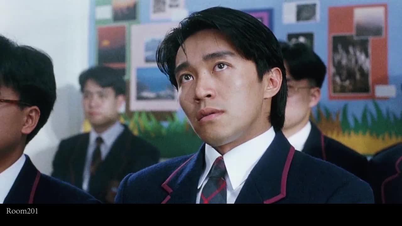 《逃学威龙 》朱茵在那个年代穿越风格就赶上现在了?