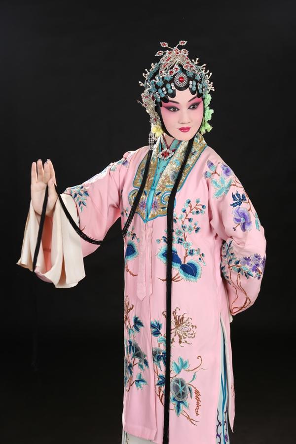 有没有适合做手机壁纸的京剧扮相?