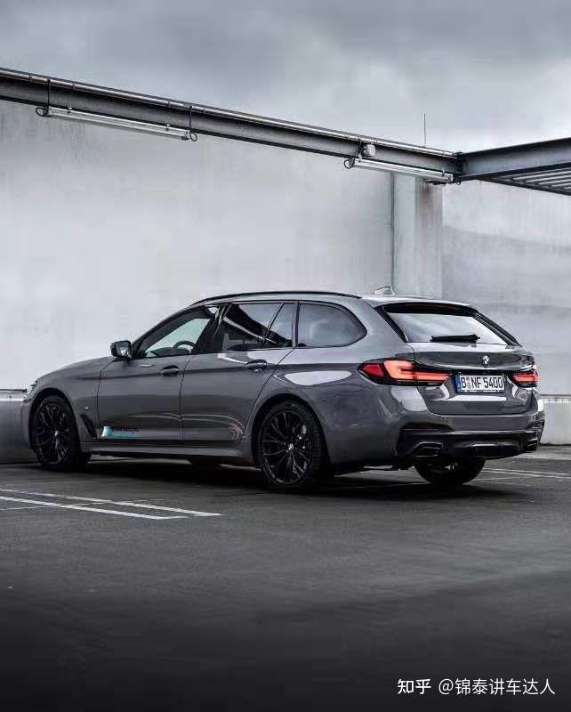新bmw5系旅行版lci贝尔尼纳灰