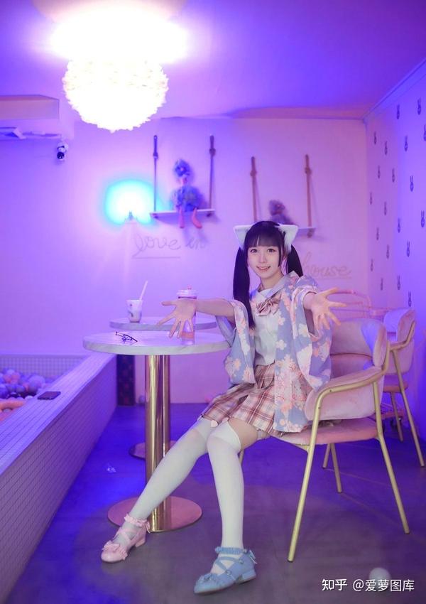 双马尾可爱小萝莉jk制服白丝美腿写真