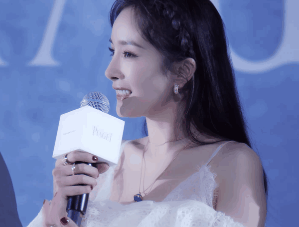 为什么杨幂的脸还没有塌?