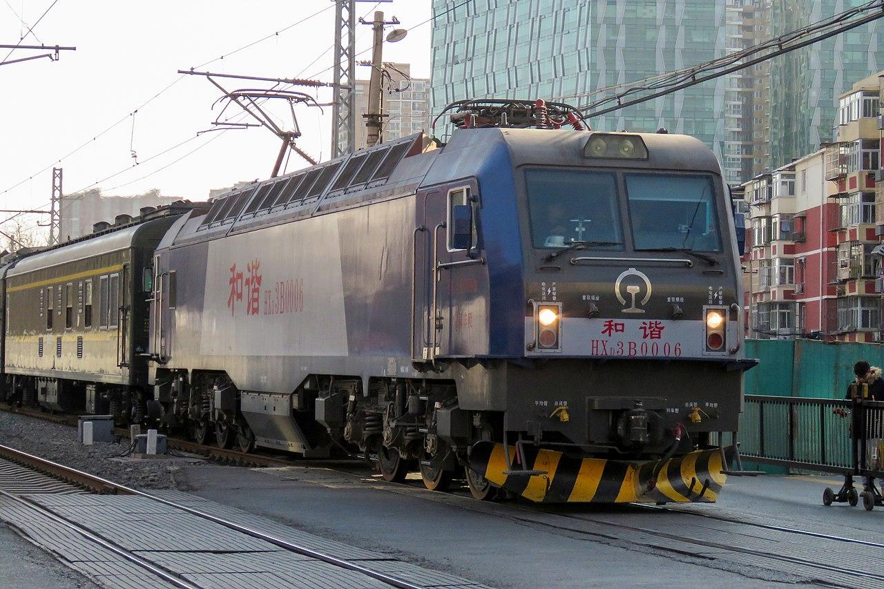 北欧与华北iore型电力机车与和谐3b型电力机车