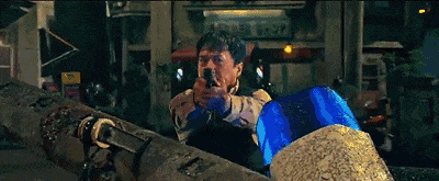 我们可以说出他的很多电影,有《警察故事》,《尖峰时刻》这样的经典