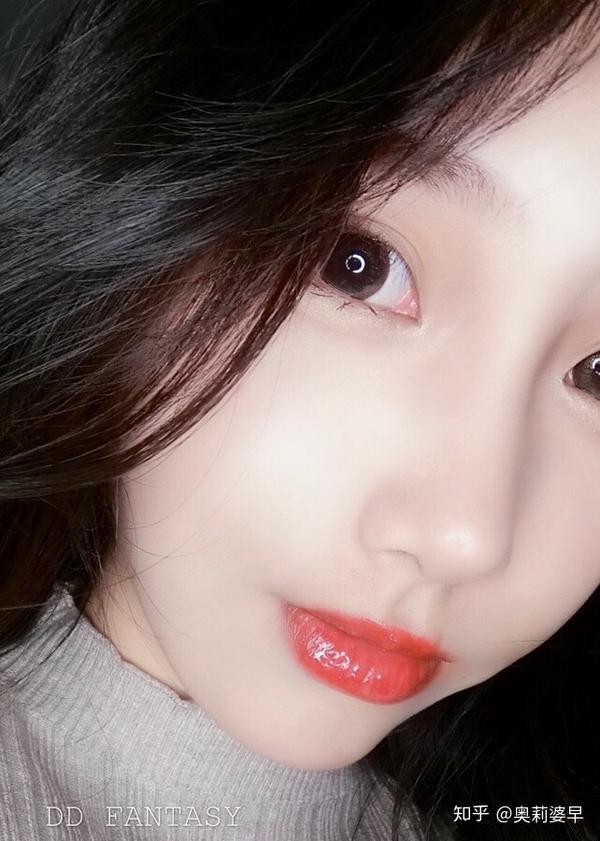 水汪汪的大眼睛