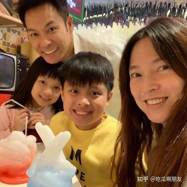 郭晋安老婆遭质疑用钱买学位!前tvb新闻小花忍唔到了.