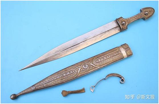 高加索传统刀剑