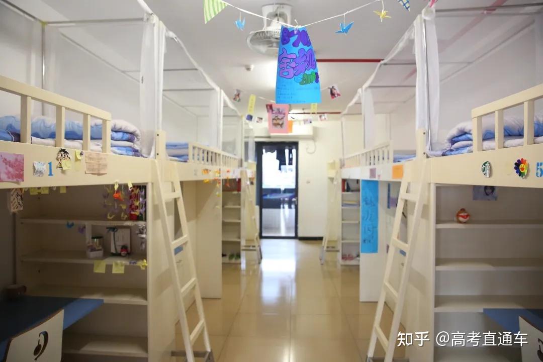佛山四中