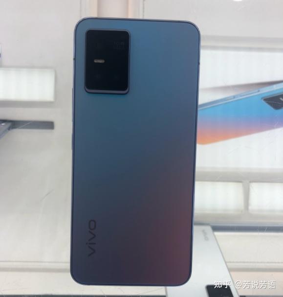 vivos10与iqooneo5相比较该如何选择