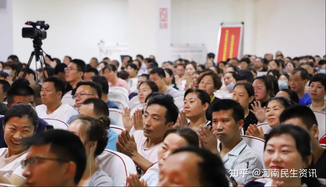 交流会临颍县应急管理局局长李世伟南街村安全生产顾问冀斌等应邀出席