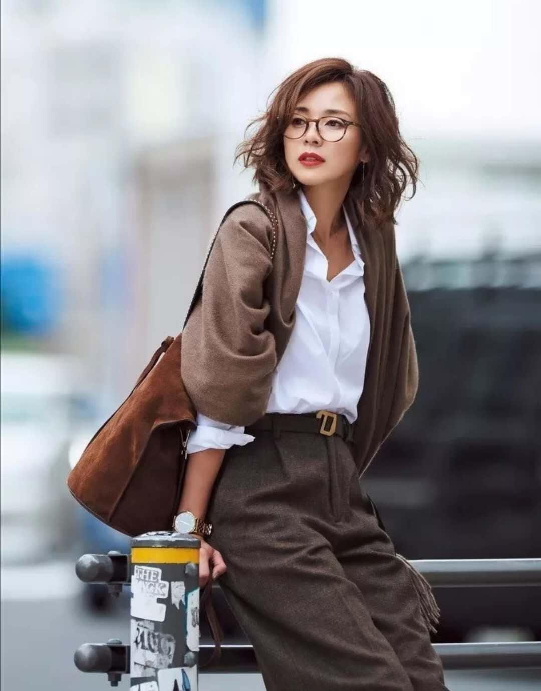40岁女人穿什么衣服好看有气质