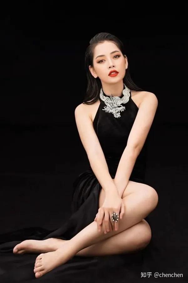华为手机 越南女神级代言人,惹火的不只是身材