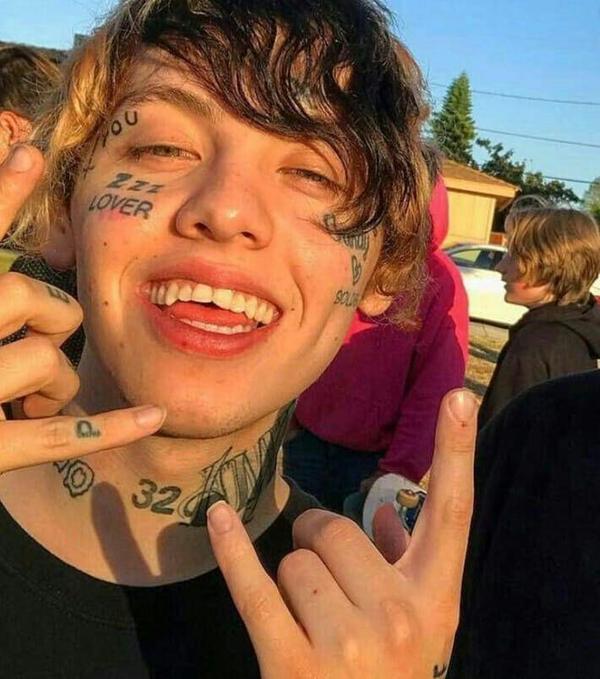 如果评价新晋说唱歌手lil xan?