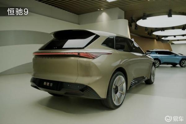 2021上海车展:实拍恒驰9 中型纯电suv/将配星空顶