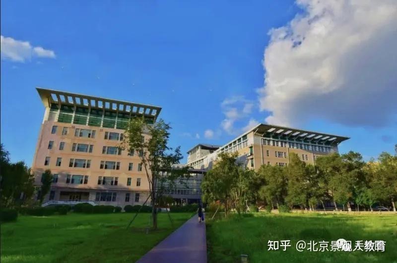 手绘最美校园系列东北林业大学学参天地德合自然