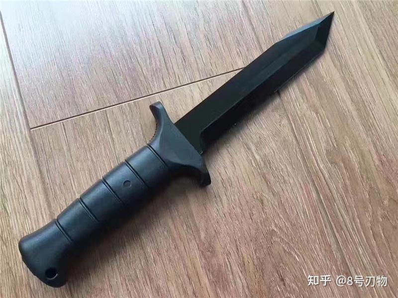 索林根km2000步兵战斗刀