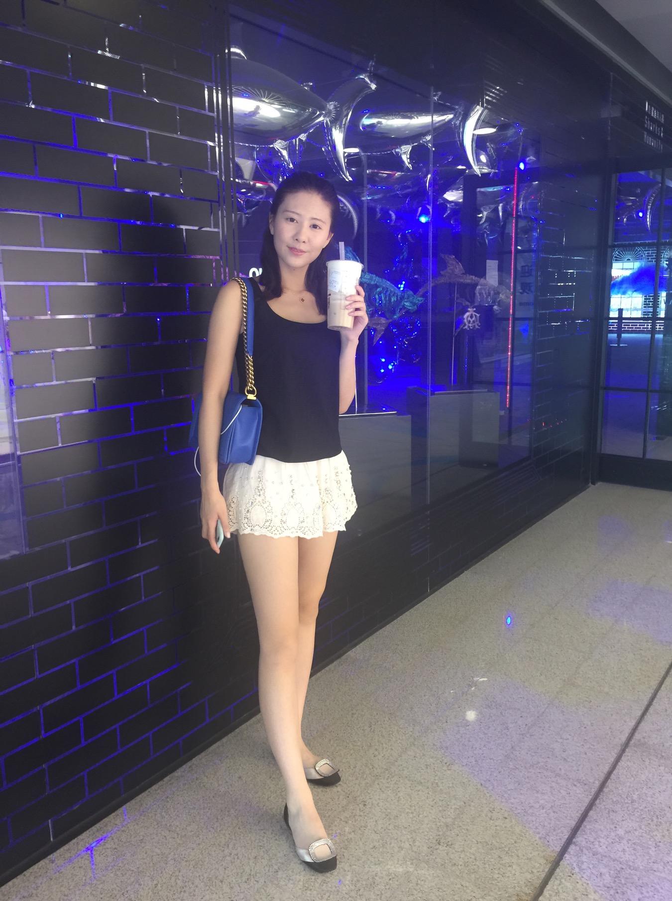 女生大的骨架通过v女生等改变自己的女孩?身材疼胸部图片