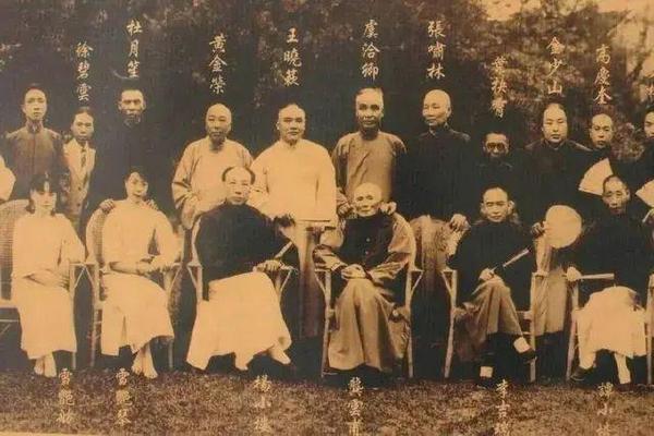 观杜月笙书法有感难怪连国学大师章太炎都会和流氓做朋友