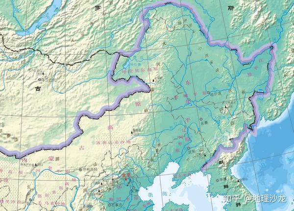 为什么大兴安岭和南阿尔卑斯山地区农业呈东耕西牧的格局