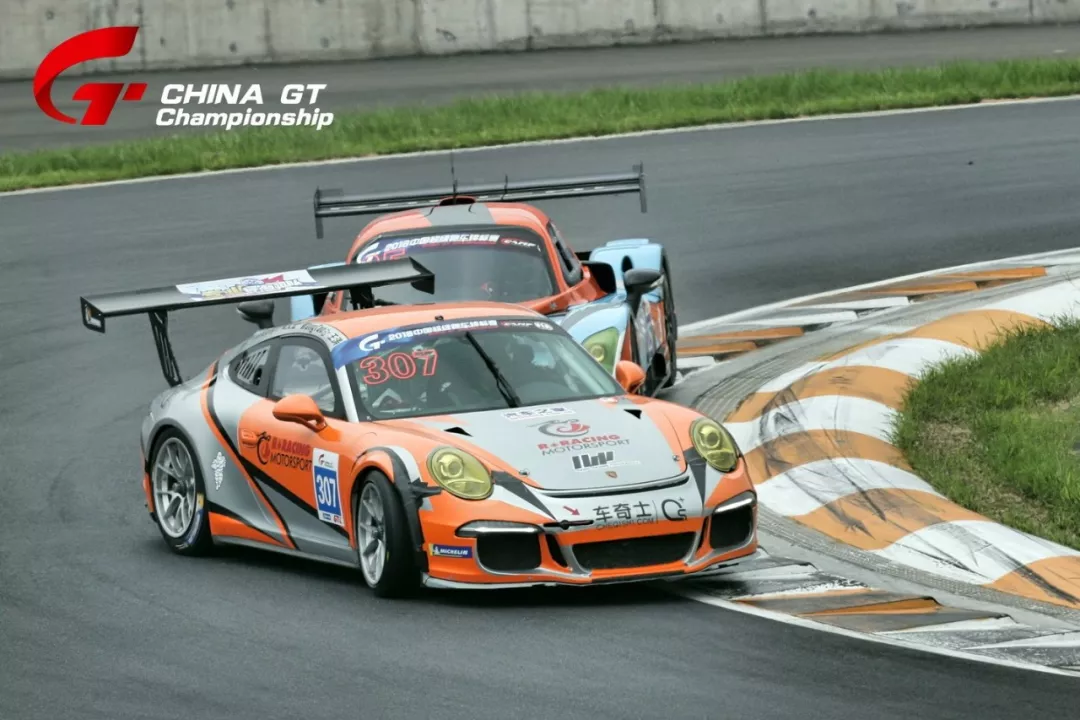 涛涛说车-在chinagt驾驶保时捷911 gt3 cup赛车该注意