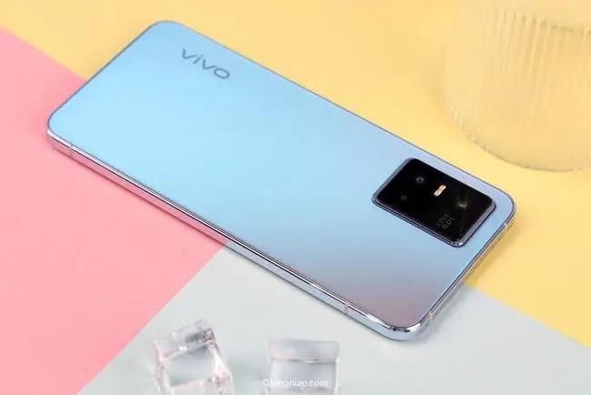 vivo iqoo z5 8gb 128gb 蓝色起源 骁龙778g 5000mah长京东06 1899.